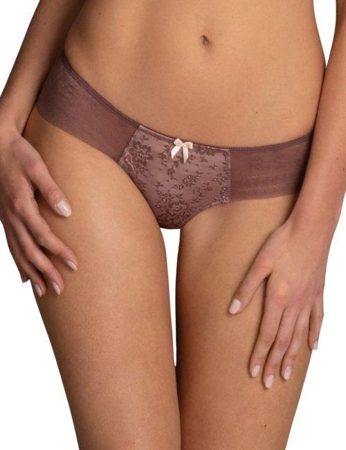 Rosa Faia by Anita Fleur Brief - Berry