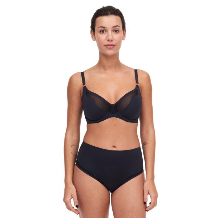 Chantelle Pure Light Moulded Bra - Black