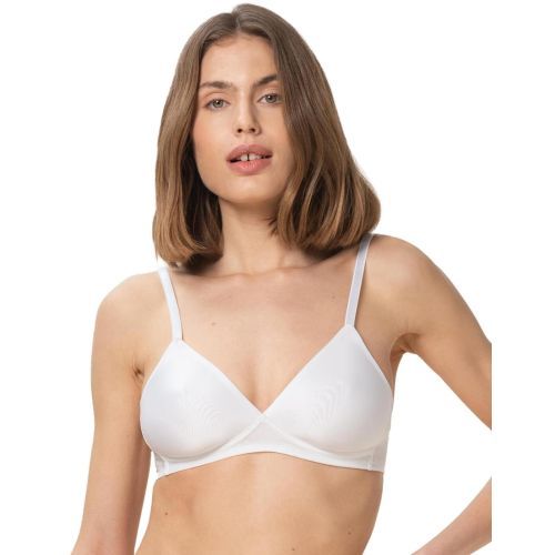 Triumph Soft Sensation Non Wired Padded Bra - White