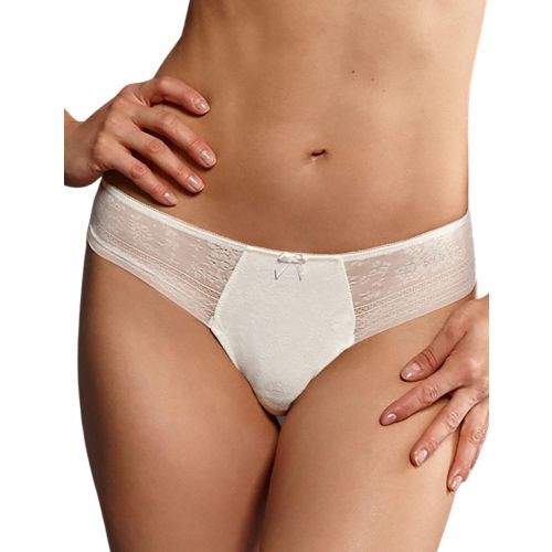 Rosa Faia by Anita Fleur Thong - Crystal