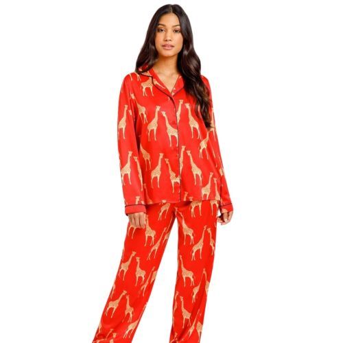 Chelsea Peers Satin Long Pyjama Set - Red Giraffe
