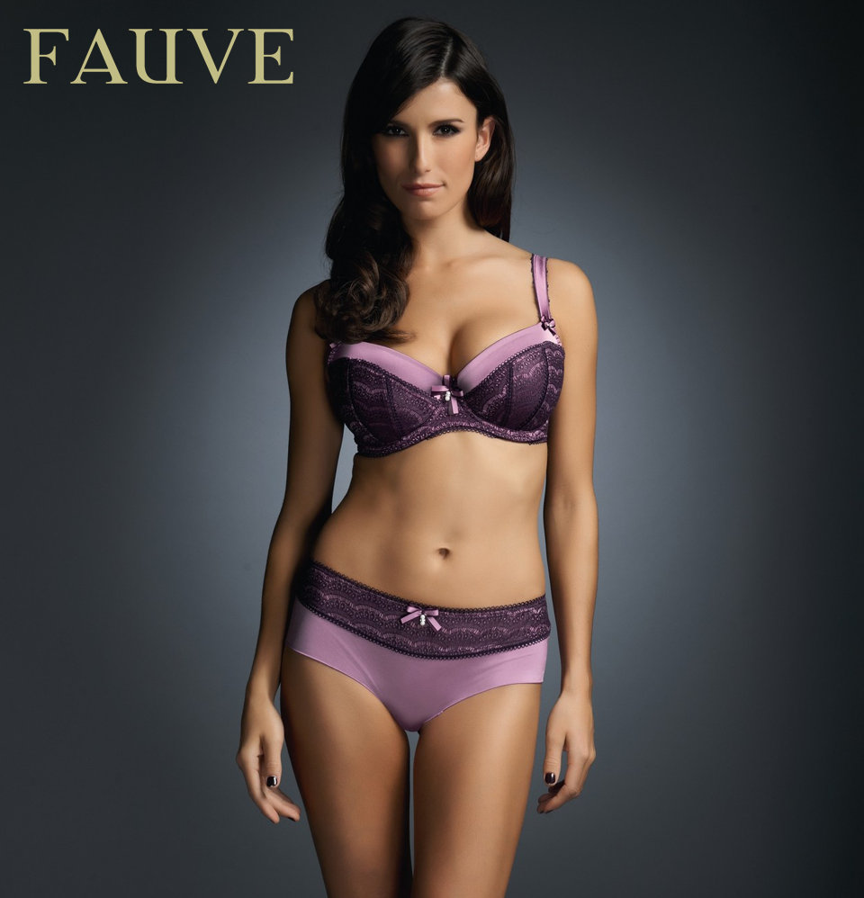 https://shopassets.webthinking.co.uk/3/en/Articles/20141010+fauve+coco.png